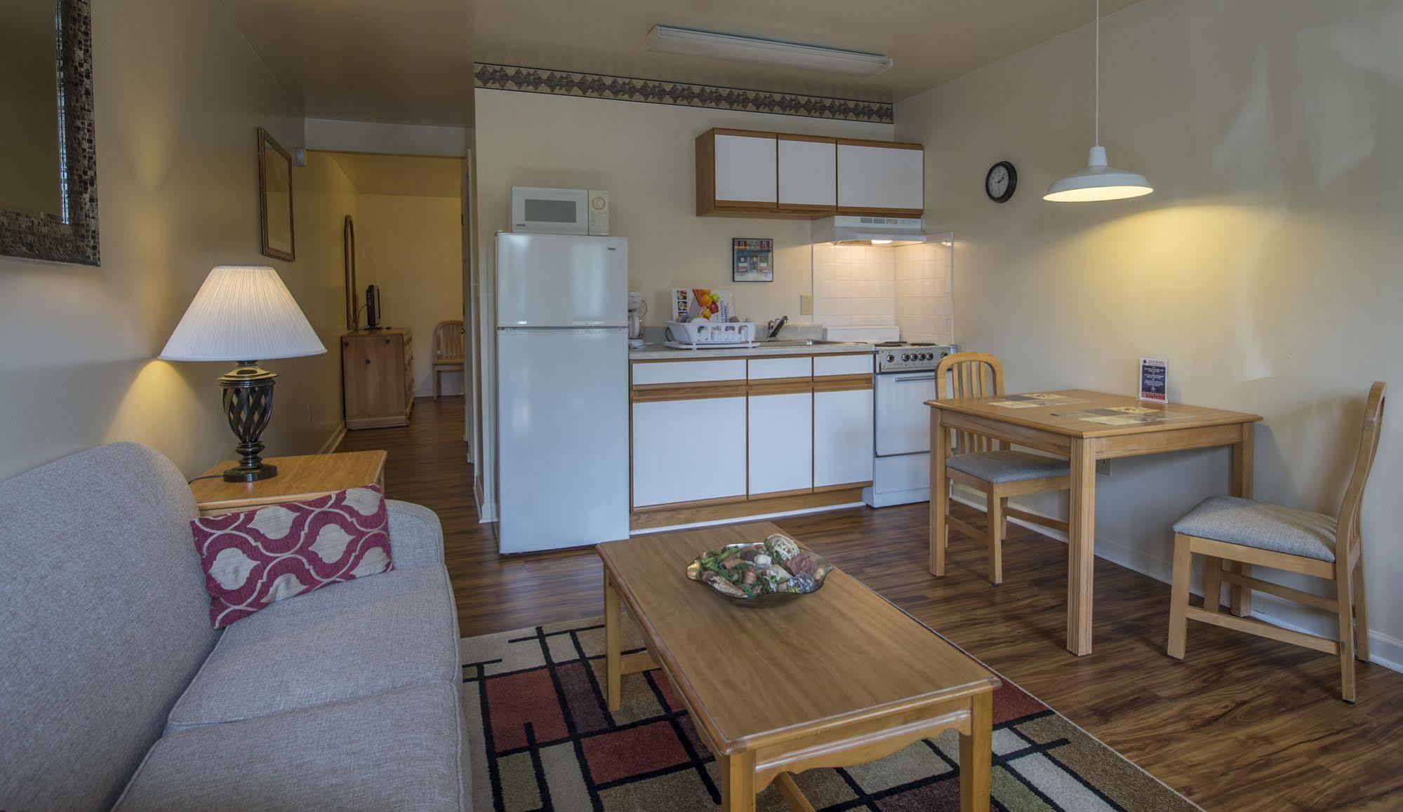 Affordable Corporate Suites Of 林奇堡 外观 照片